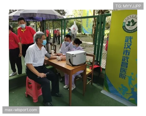 队医入场算不算违规？规则拆解医疗暂停与比赛干扰界限